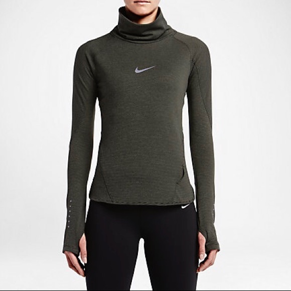 Nike Tops - Nike AeroReact Long Sleeve
